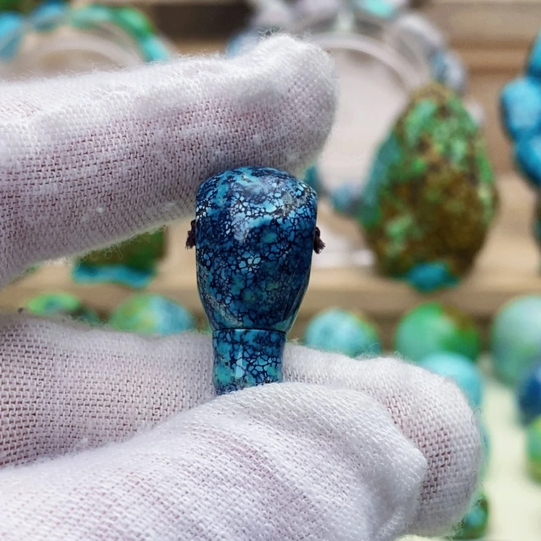 定制绿松石未镶嵌乌兰花三通