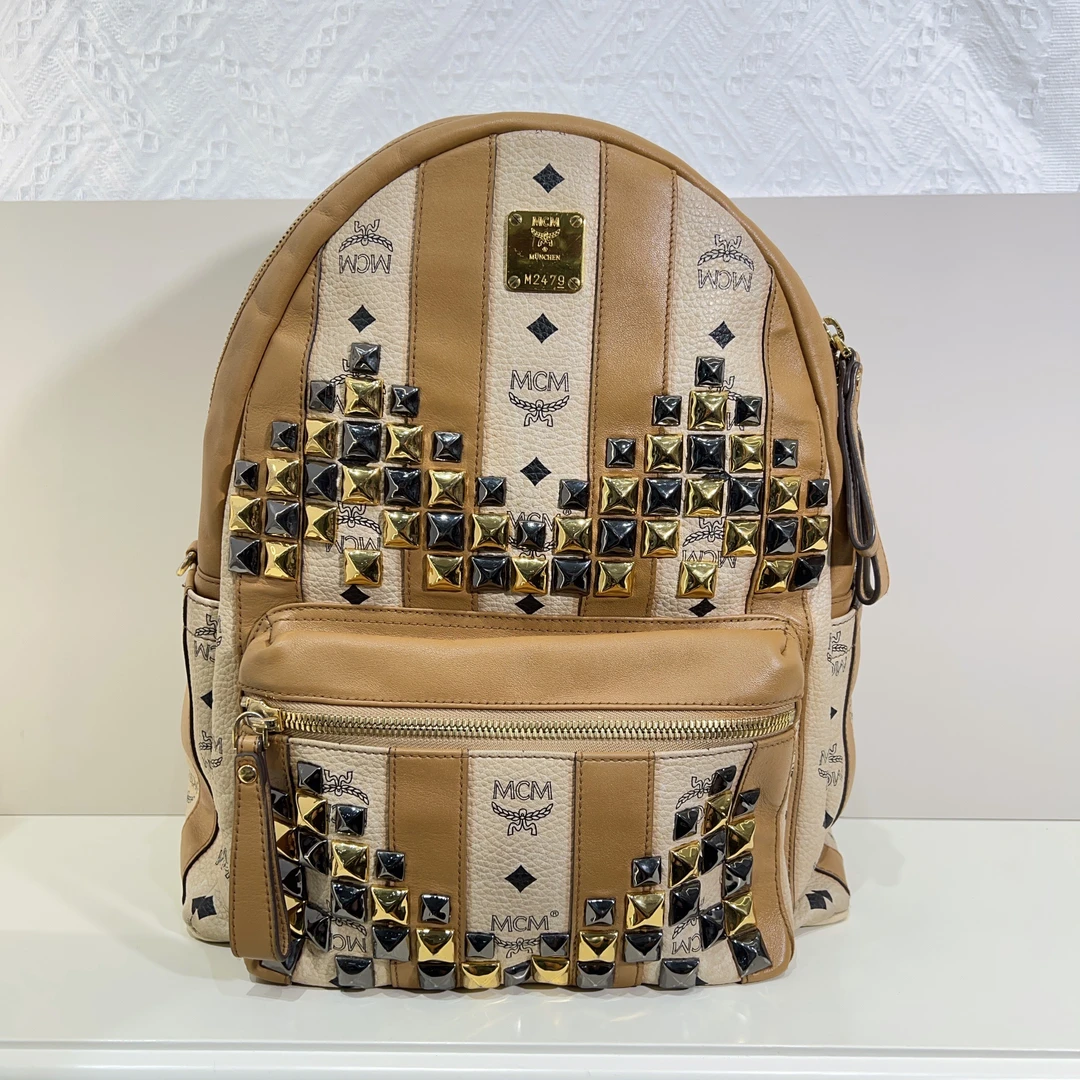 95新 MCM mcm双肩包a8535