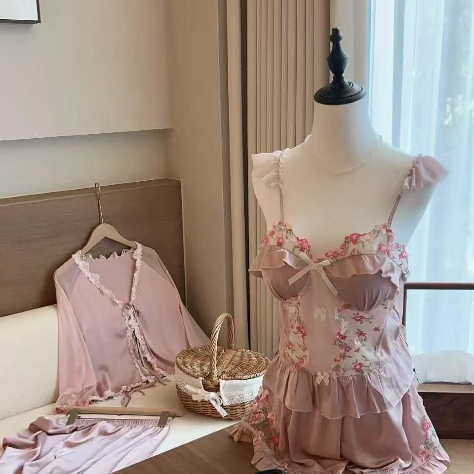 LULU 1355#花仙子冰雪丝带胸垫立体蕾丝吊带四件套家居服