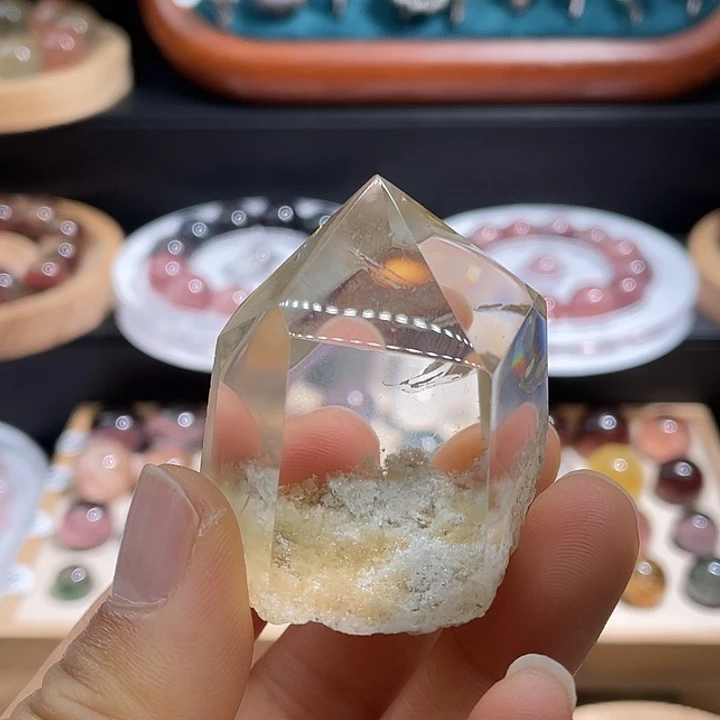 未镶嵌水晶珠宝半成品