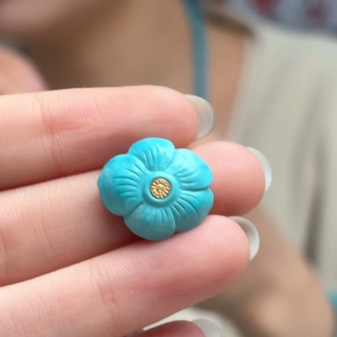 绿松石未镶嵌颈饰