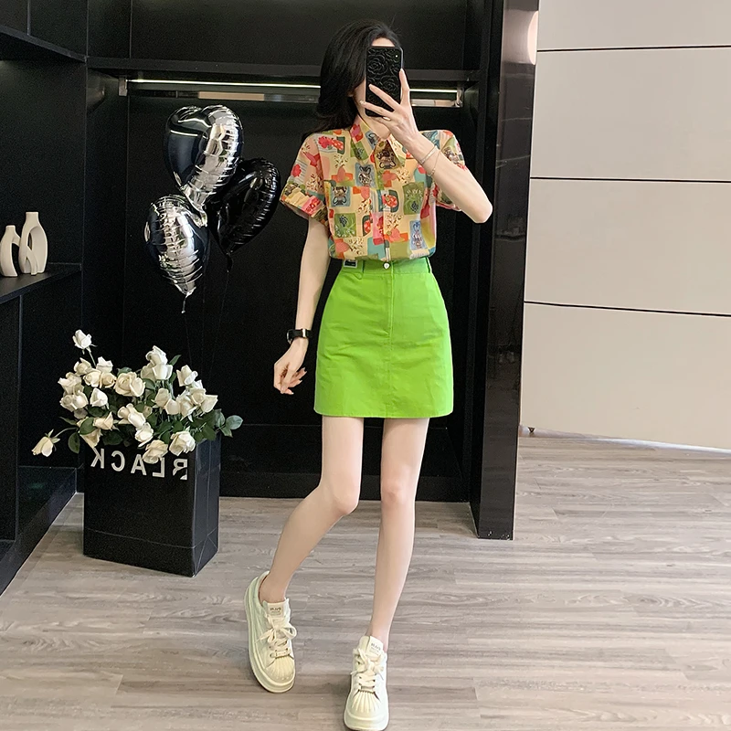 韩式穿搭一整套女装2025新款设计感格子碎花衬衫洋气绿色半身裙潮