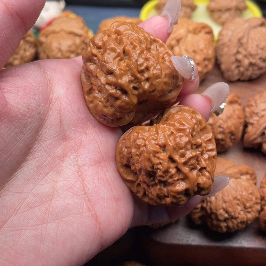 文玩核桃把件╭****こ延庆肌肉蛙39