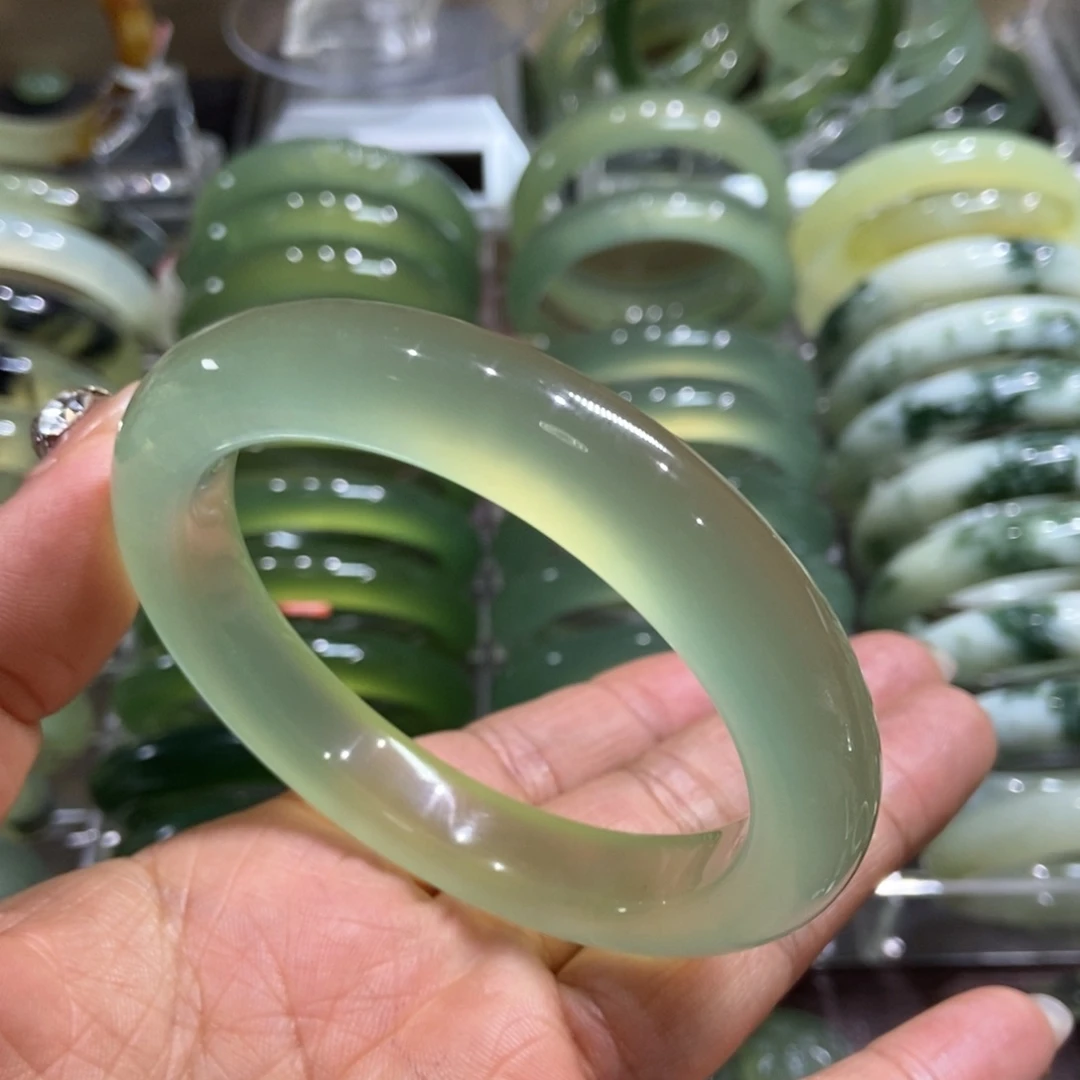 岫玉未镶嵌手镯60