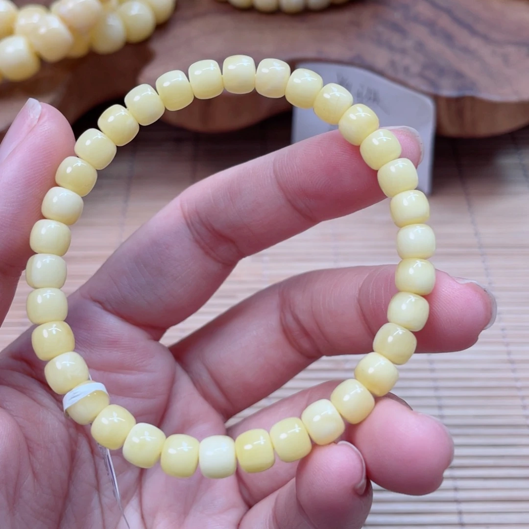 蜜蜡未镶嵌裸石蜜蜡