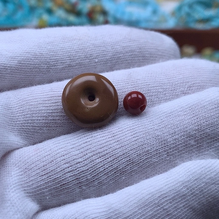 南红玛瑙未镶嵌珠宝奇石