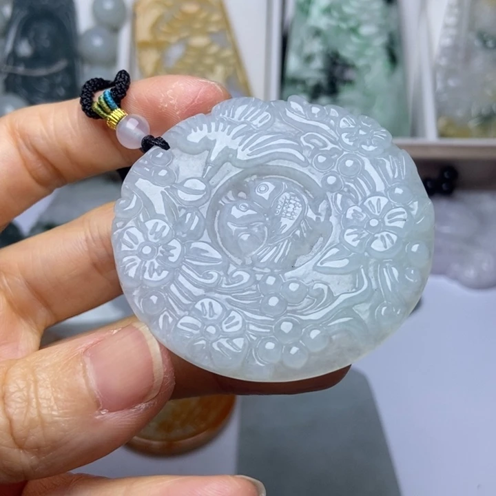 翡翠未镶嵌颈饰翡翠