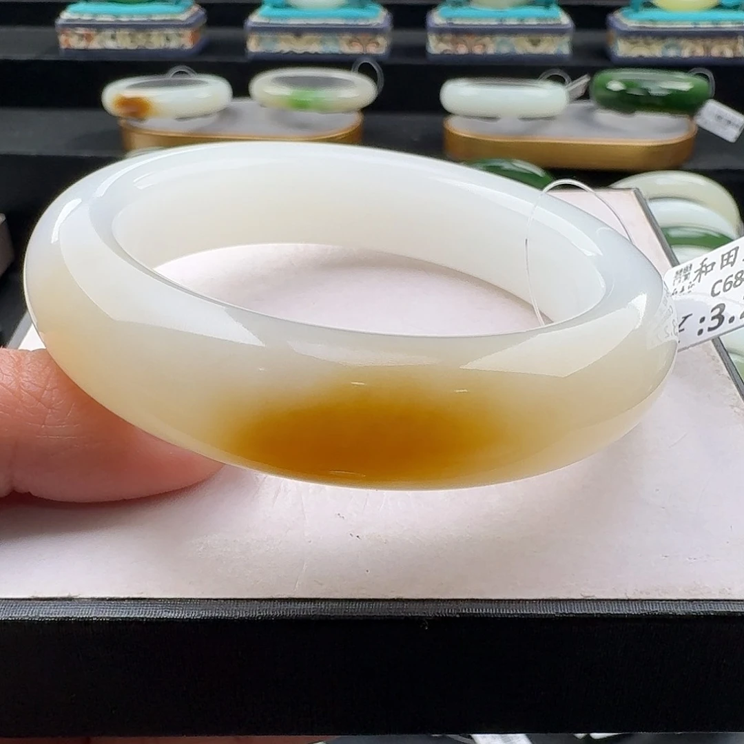 未镶嵌手镯和田玉56.7