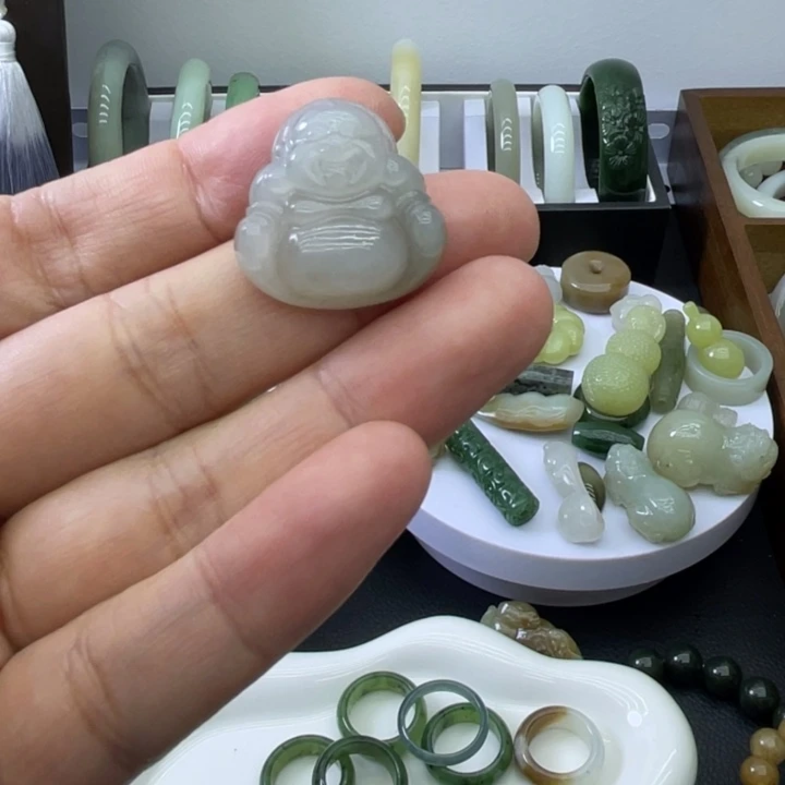 和田玉（糖玉）未镶嵌吊坠(不含链)