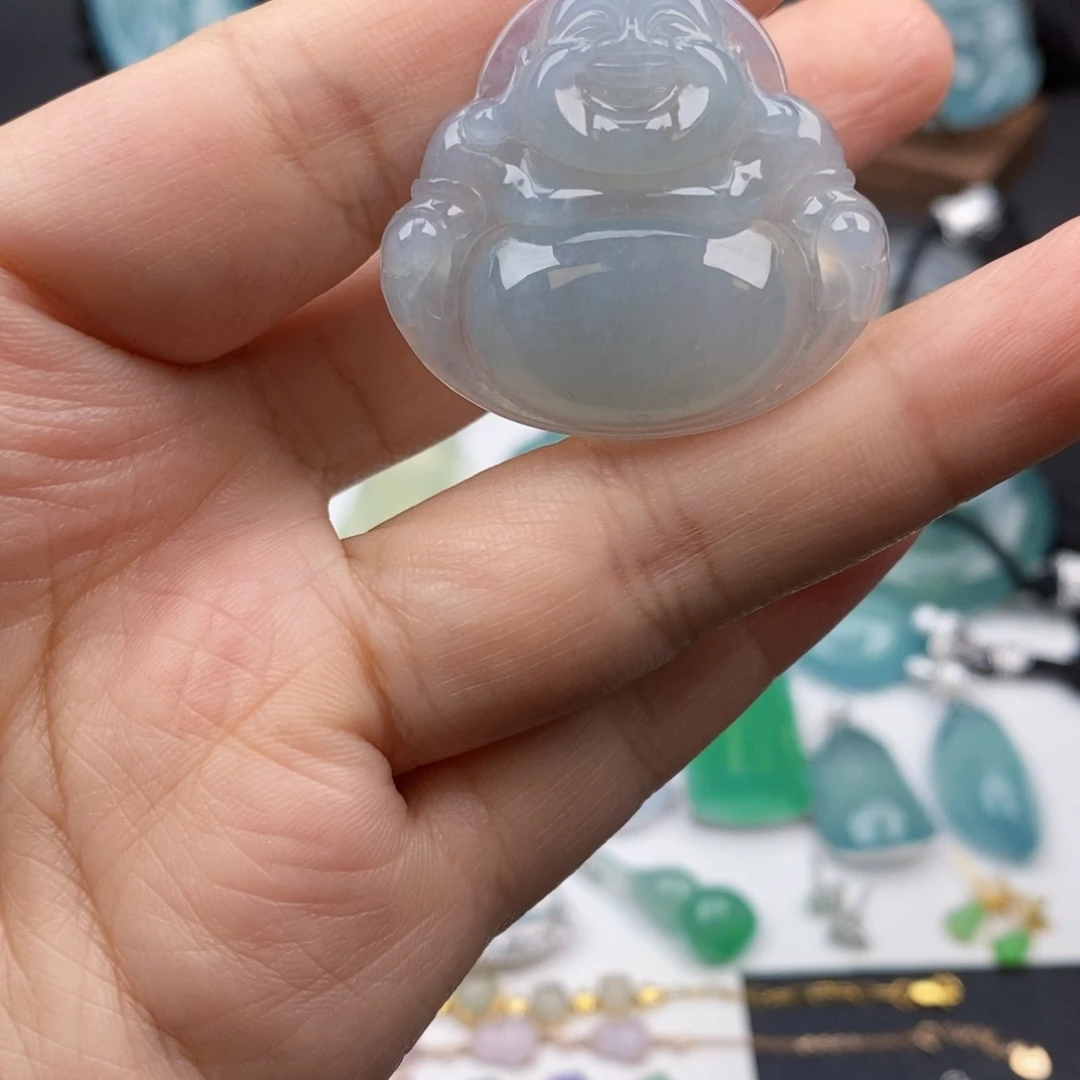 翡翠未镶嵌颈饰佛公