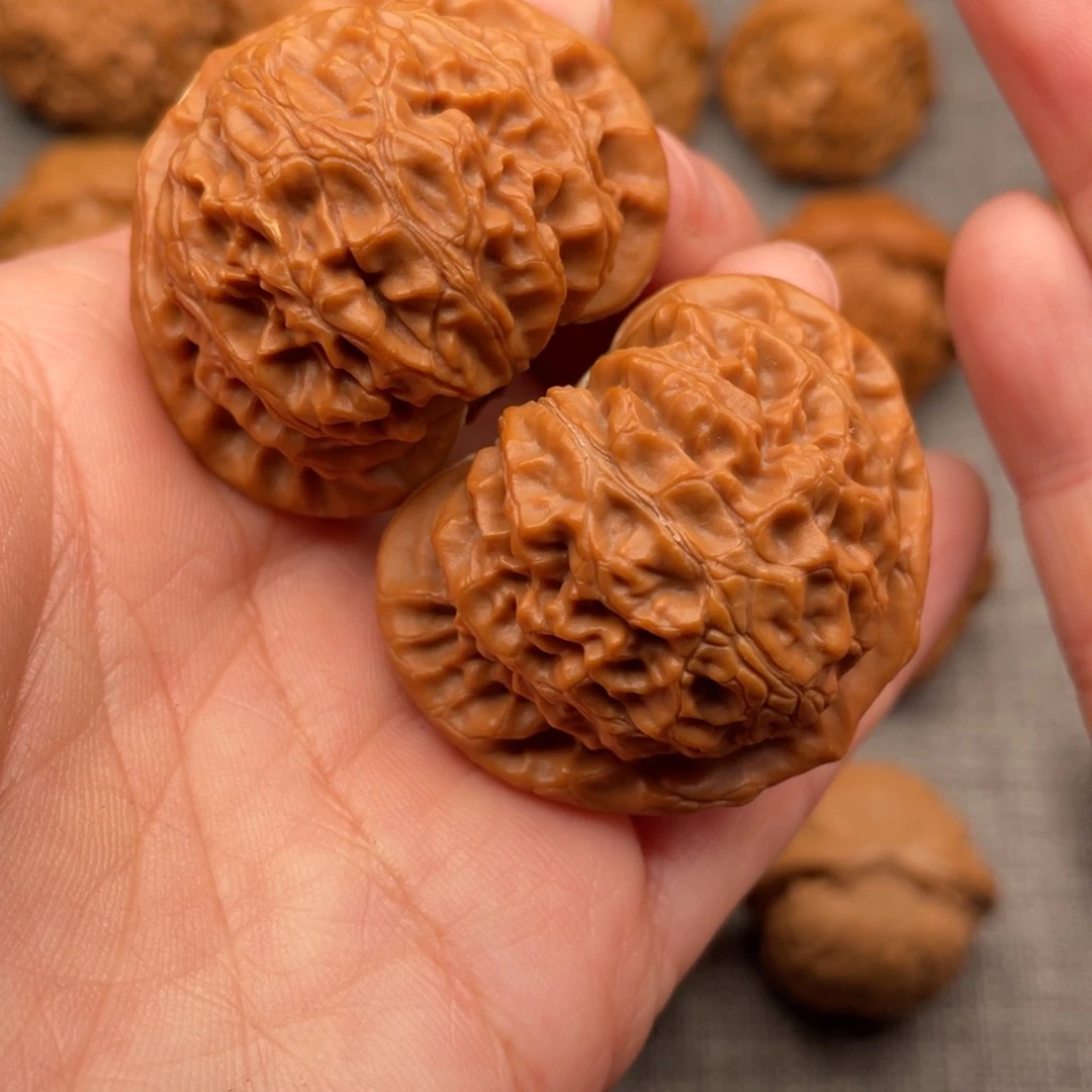 文玩核桃把件42全品老树宫灯