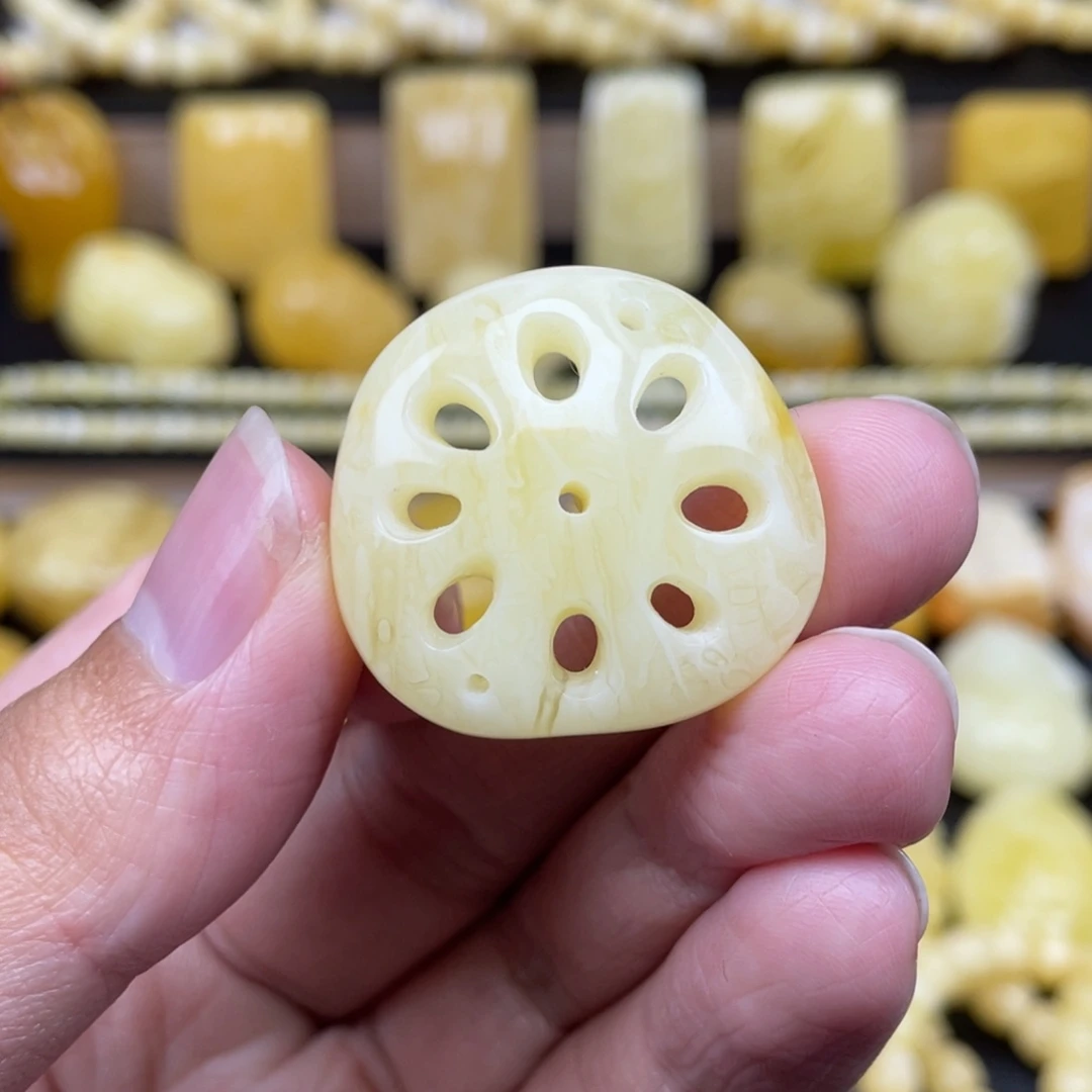 琥珀未镶嵌裸石琥珀蜜蜡