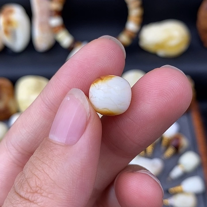 琥珀未镶嵌裸石11虎皮老型b629