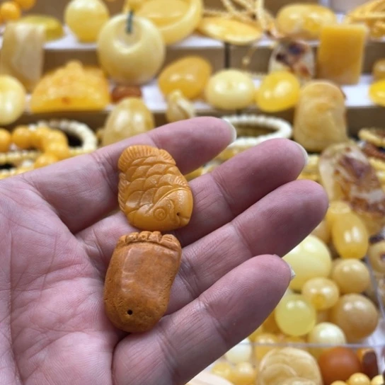 蜜蜡手串未镶嵌八***香吊坠