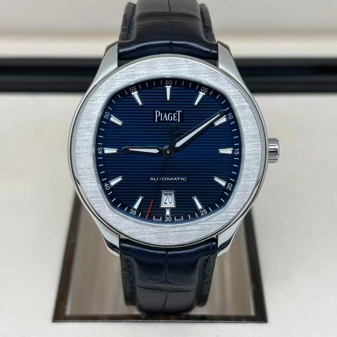 95新 Piaget/伯爵 POLO系列/自动/表径42mm/钛金属表壳