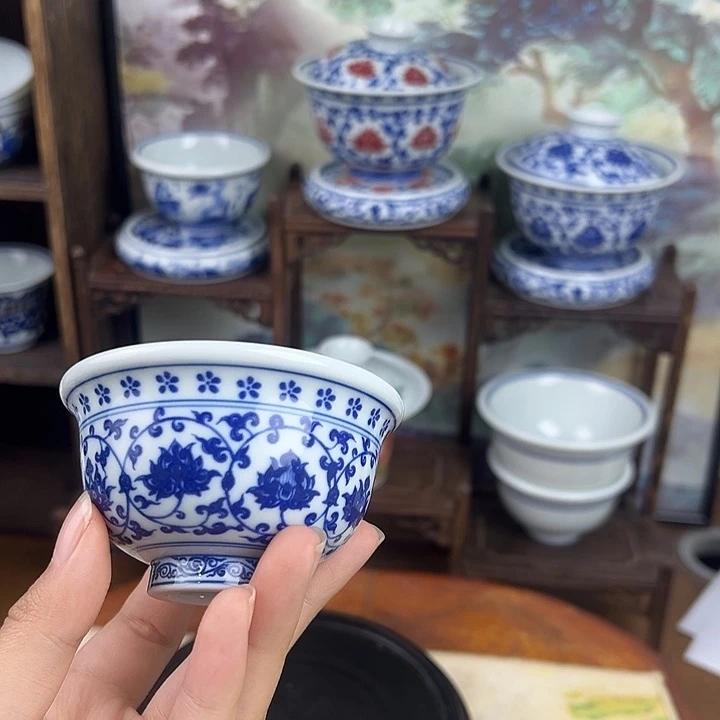 陶杯子青花缠枝莲小压手