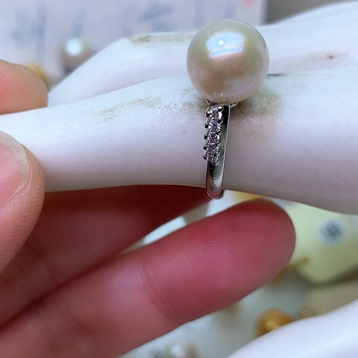 银S925镶嵌耳饰淡水珍珠