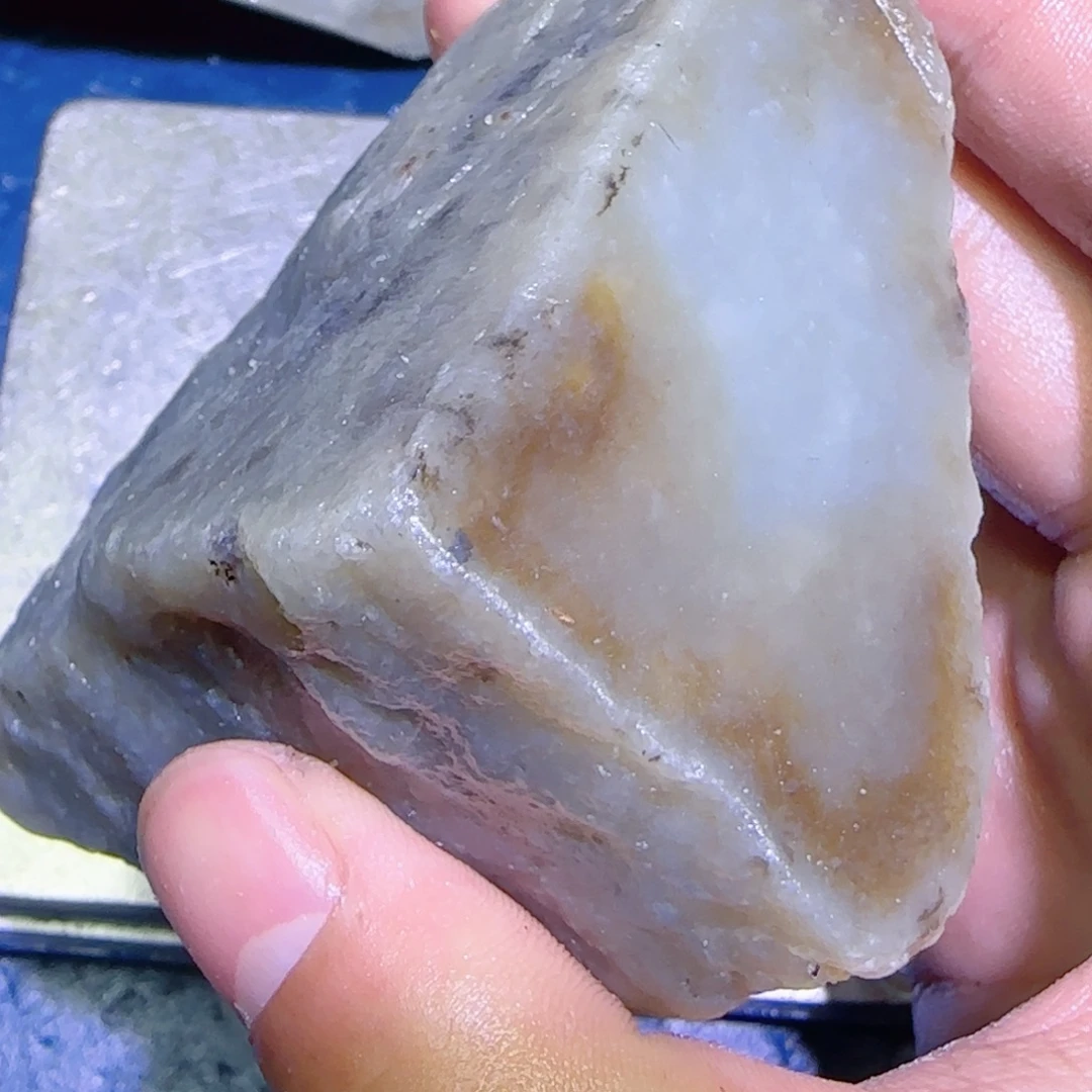 和田玉（糖玉）未镶嵌珠宝半成品