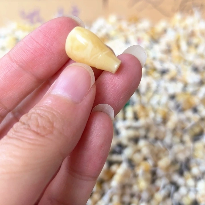 裸石蜜蜡未镶嵌10.7mm一个
