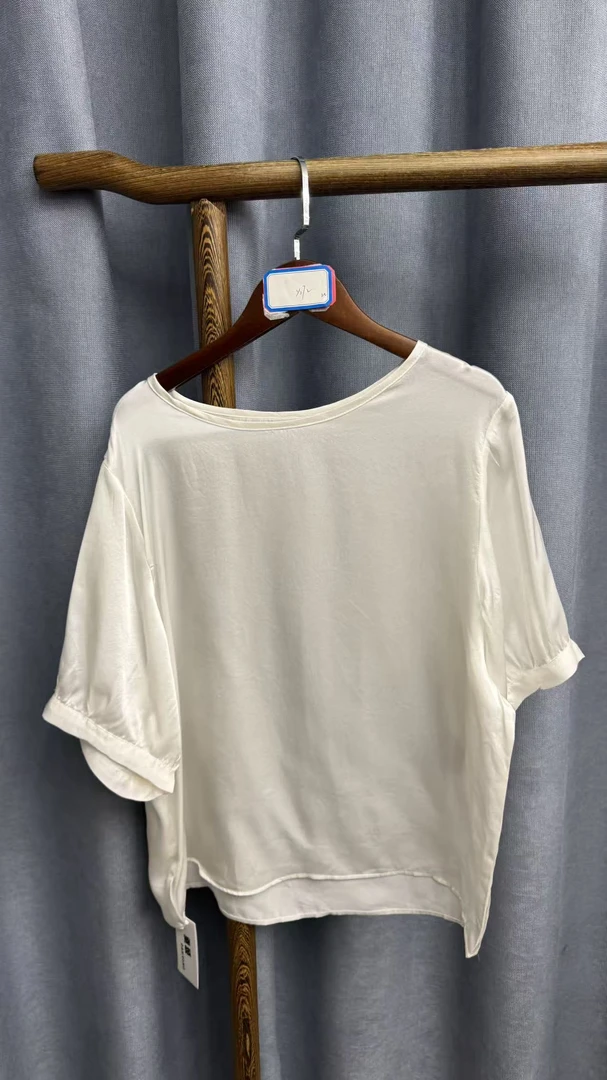 (瑕疵）2025秋季新款休闲时尚圆领桑蚕丝上衣女Y172