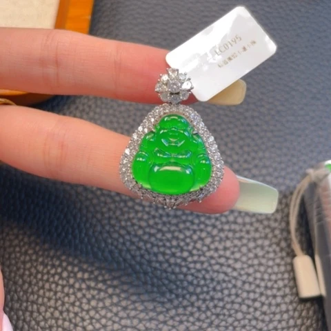【闪购商品】颈饰银S925镶嵌翡翠