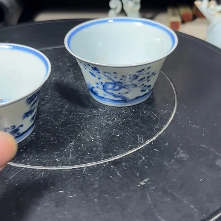 正***戒摆件青花花卉小小摆件