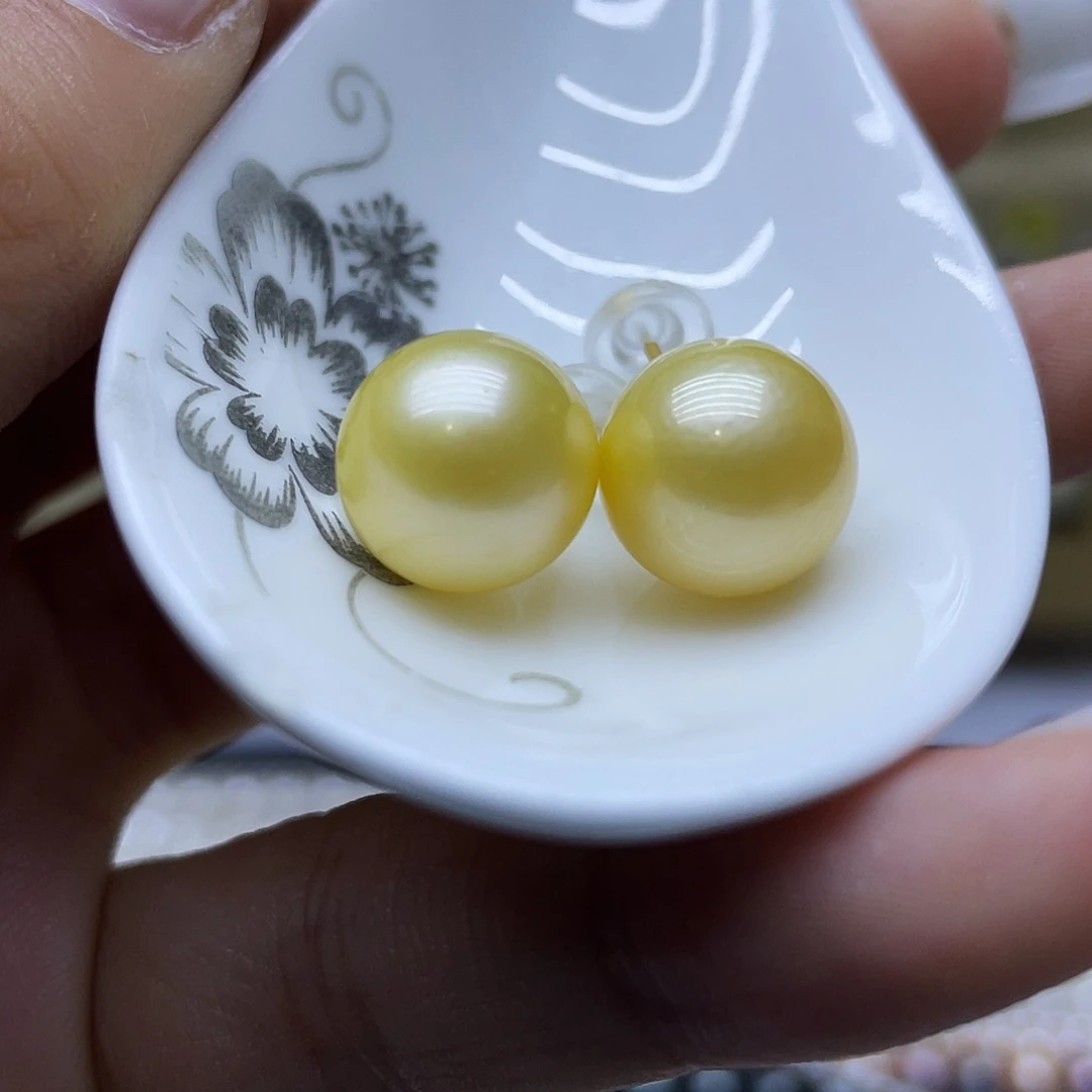 银S925镶嵌海水珍珠耳饰