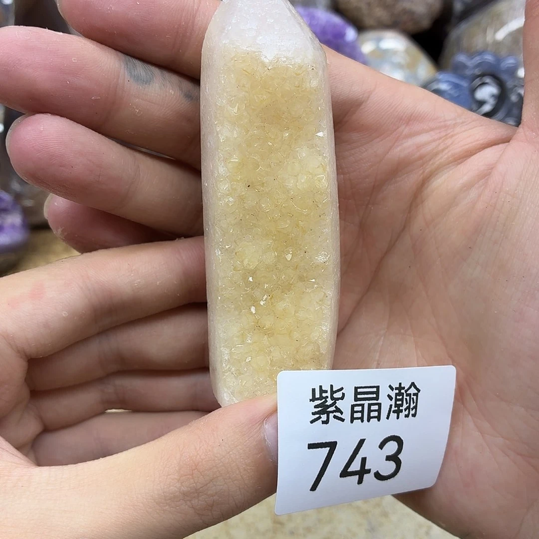 未镶嵌水晶大型摆件（非配饰）