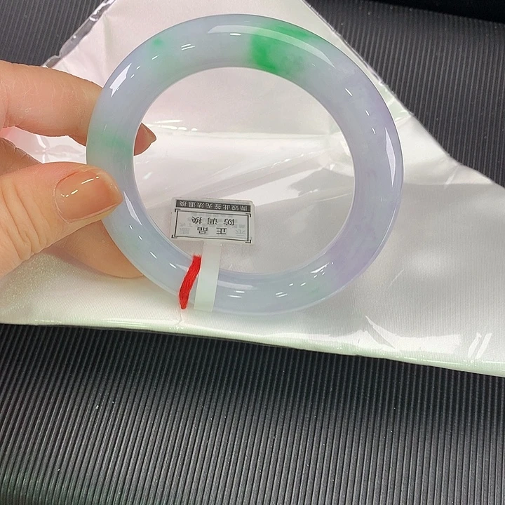 翡翠未镶嵌手镯圆条56.5