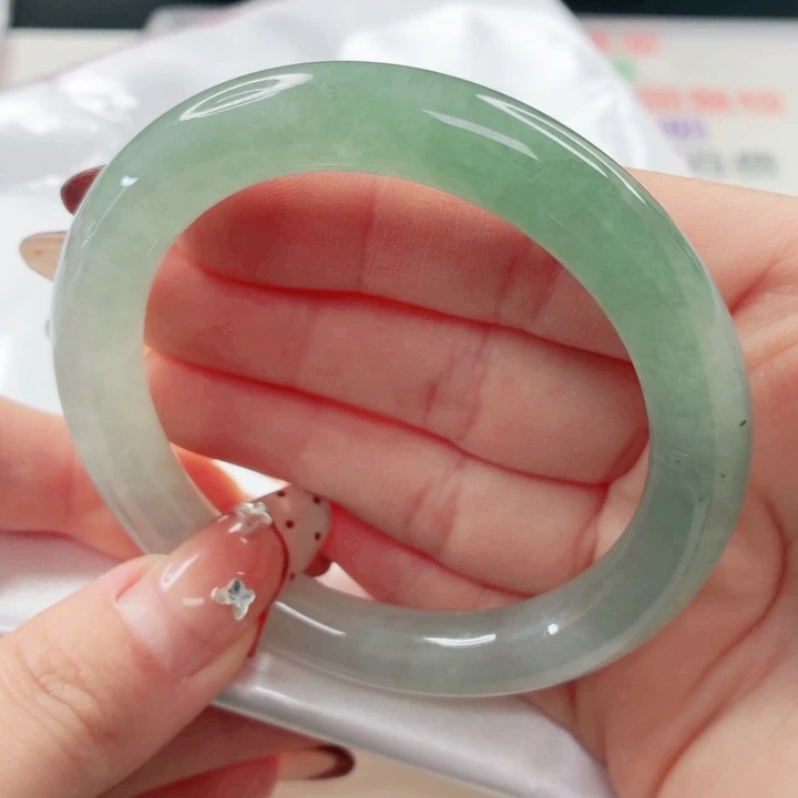 翡翠未镶嵌手镯56x330