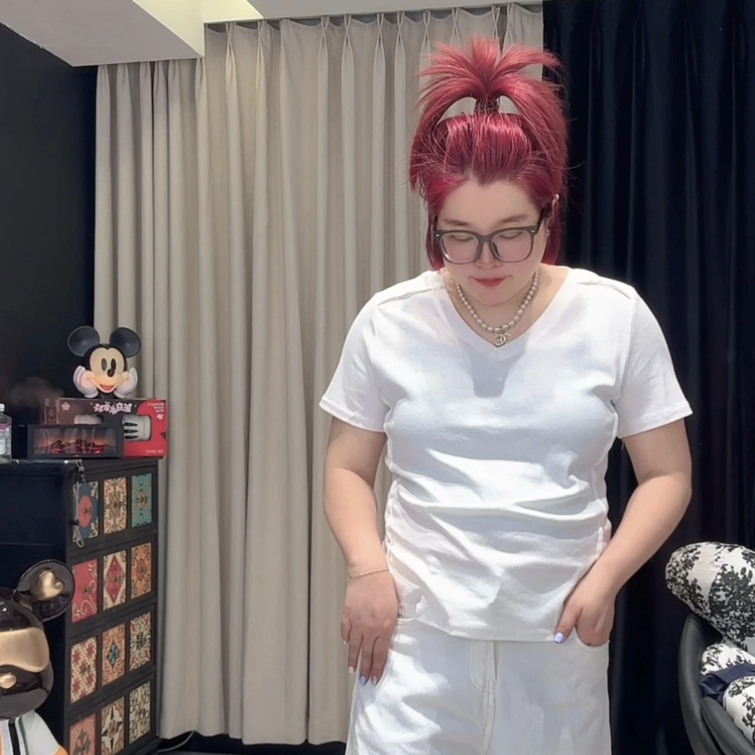 【涵涵家】显瘦v领鱼骨纹时尚百搭短袖t恤女#31218