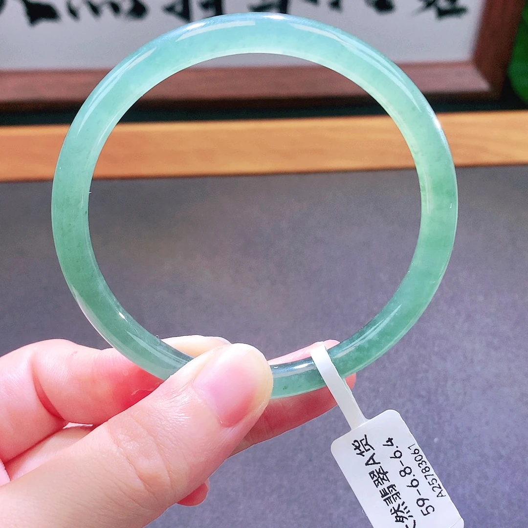 翡翠未镶嵌手镯天然翡翠