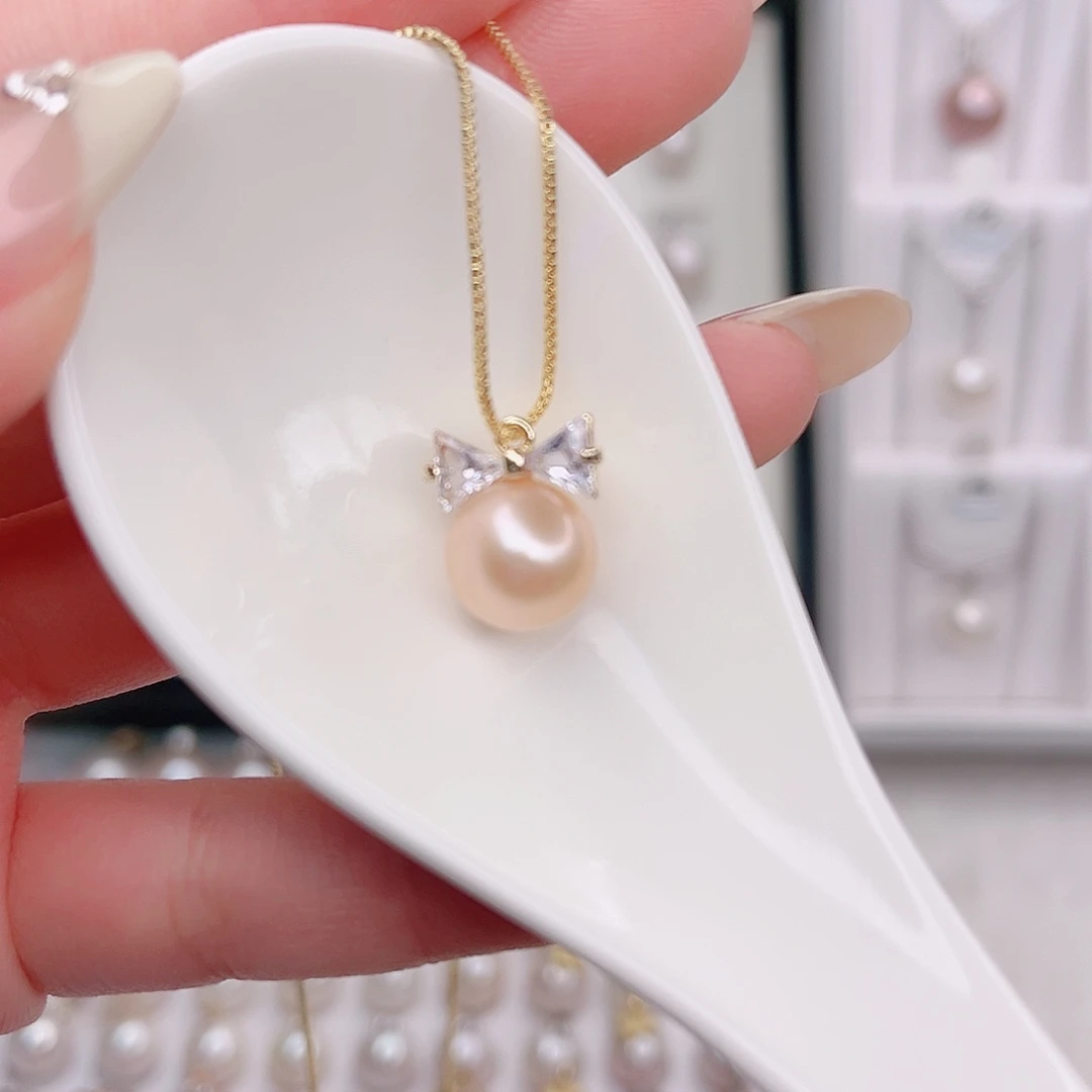 淡水珍珠吊坠(赠链)未镶嵌