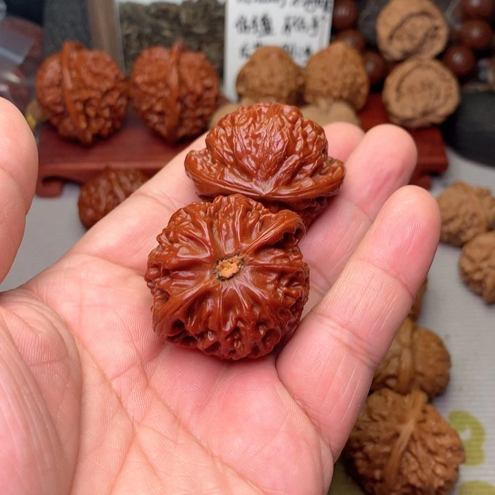 文玩核桃把件一****道宫灯