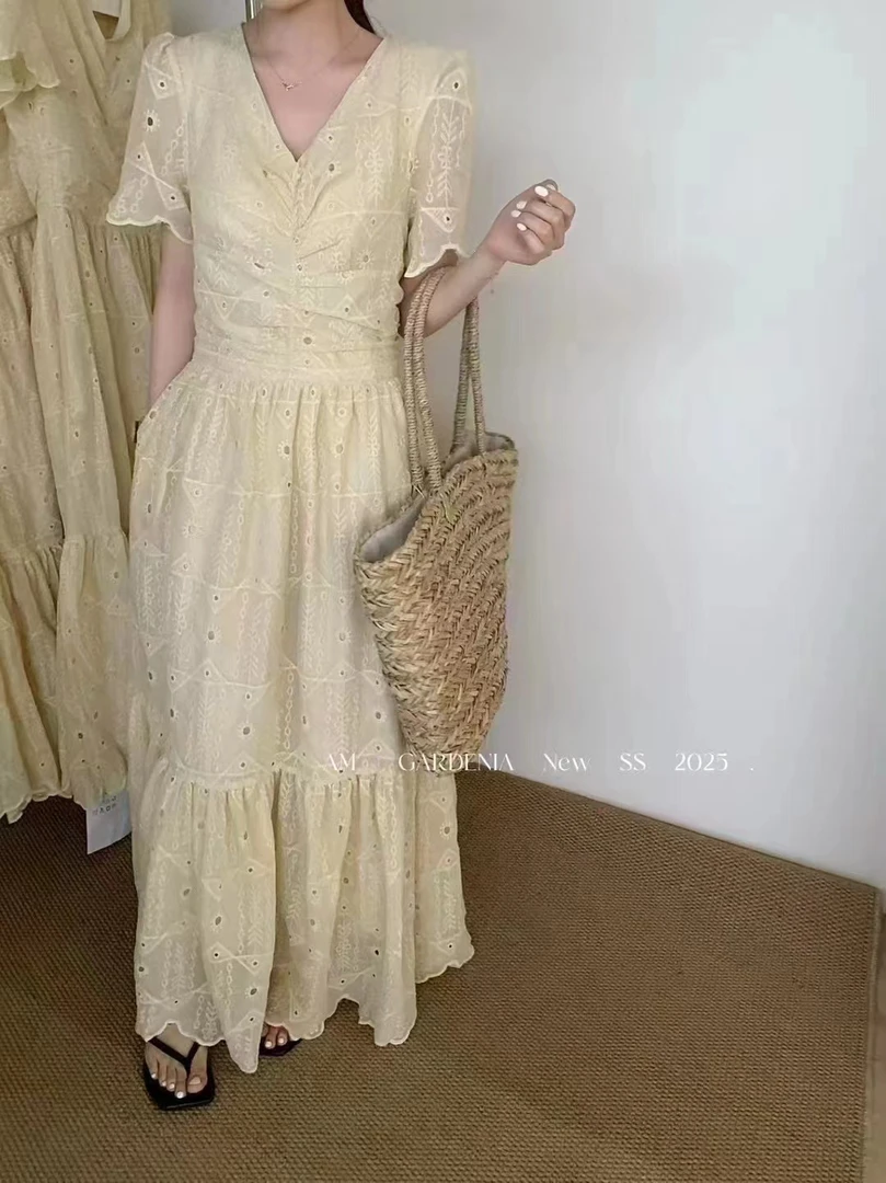 法式温柔风重工短袖甜美夏季连衣裙