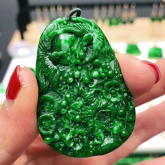 翡翠耳饰未镶嵌挂件