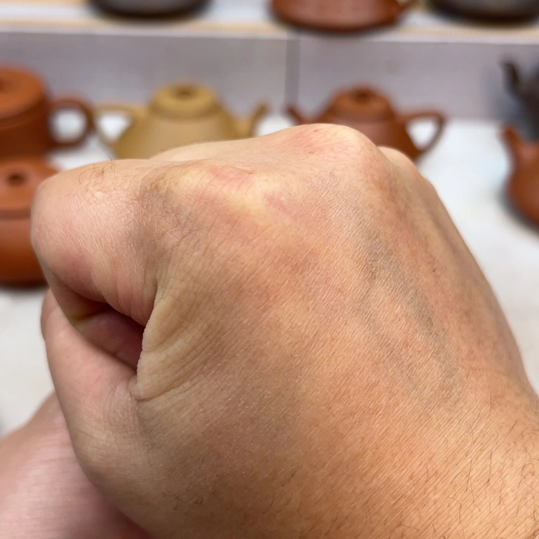 紫砂茶壶伍**饼微瑕：110cc