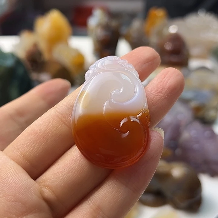玛瑙/玉髓颈饰未镶嵌