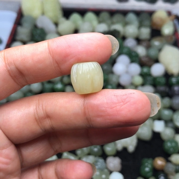 【闪购商品】和田玉未镶嵌颈饰