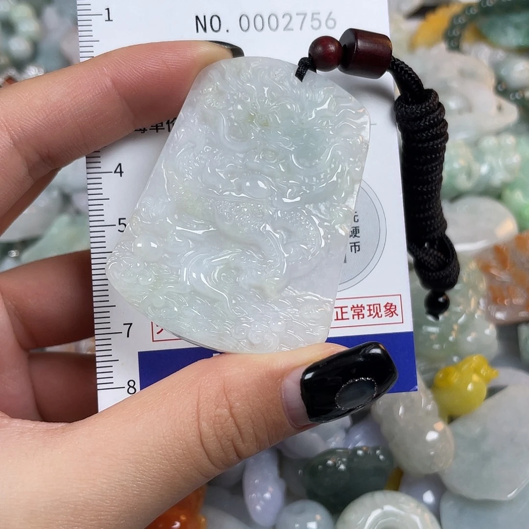 翡翠未镶嵌颈饰2756