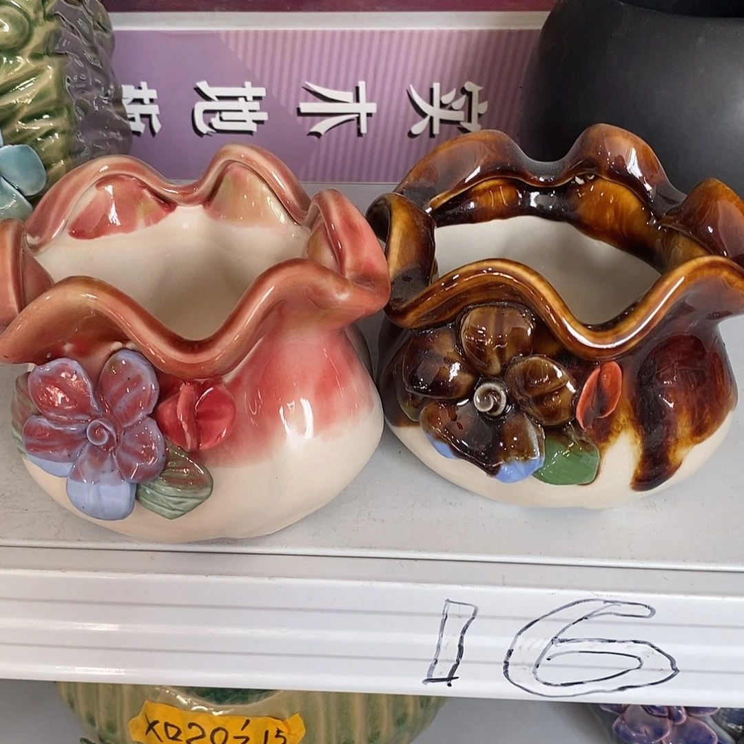 摆件陶盆有孔 瑕疵介意勿拍