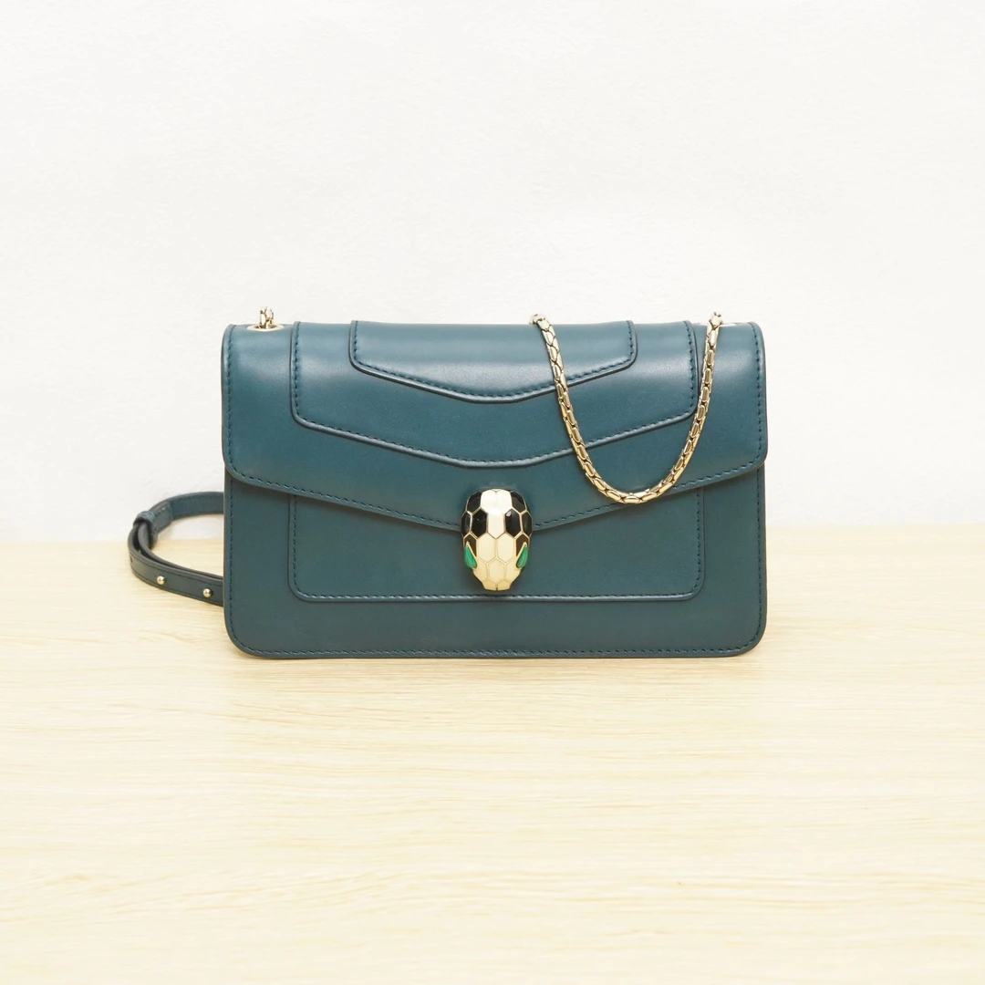 95新 BVLGARI/宝格丽 宝格丽蛇头包小号湖水蓝/DS005386