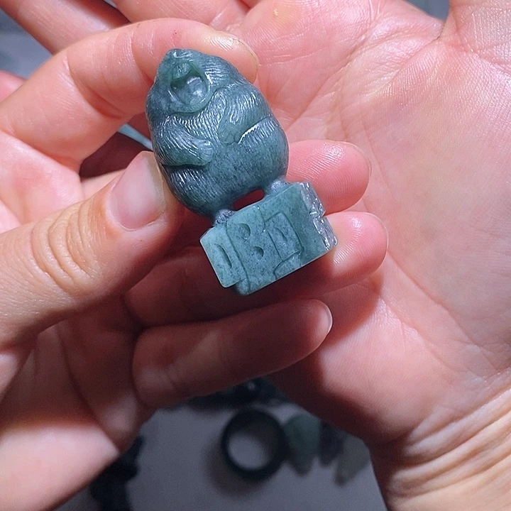 定制翡翠未镶嵌烤***~毛