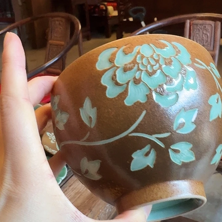 青瓷哈哈哈哈哈哈哈哈哈哈哈哈哈