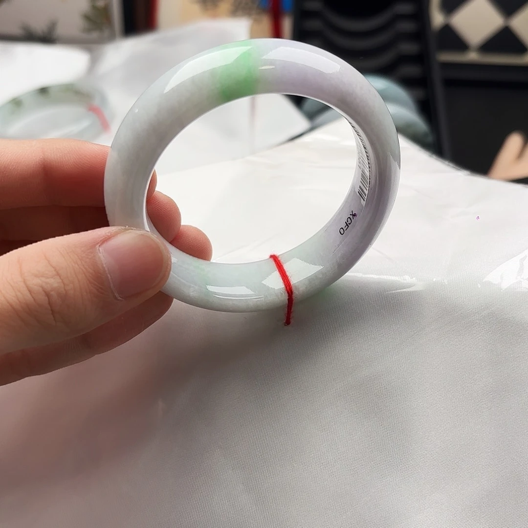 翡翠未镶嵌手镯瑕疵5355 150