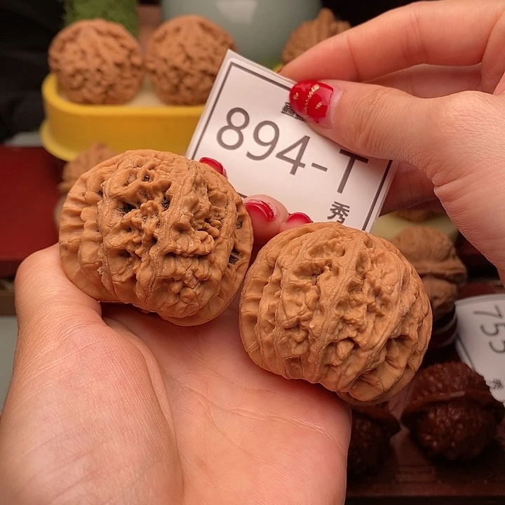 把件桃核大粗筋48……