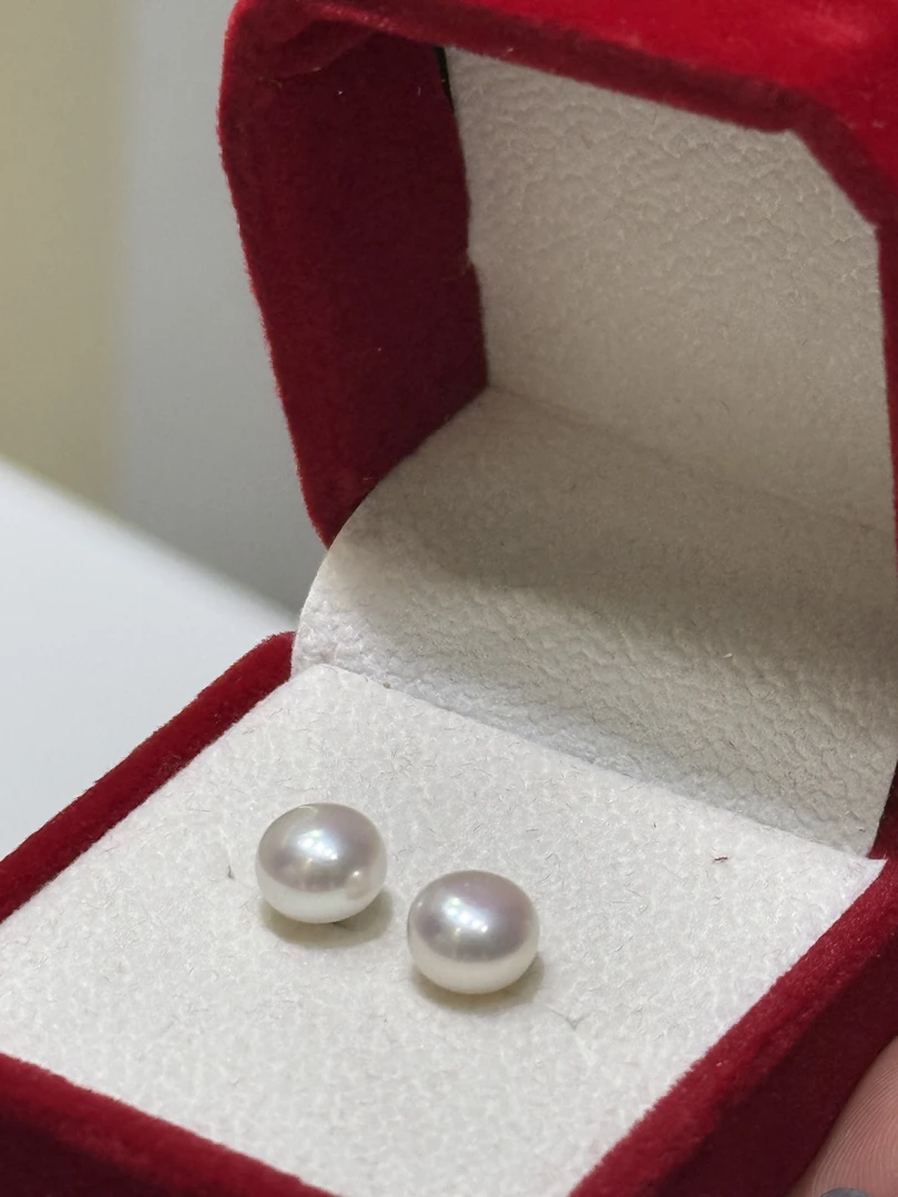 8-9mm天然无核淡水馒头珍珠耳钉