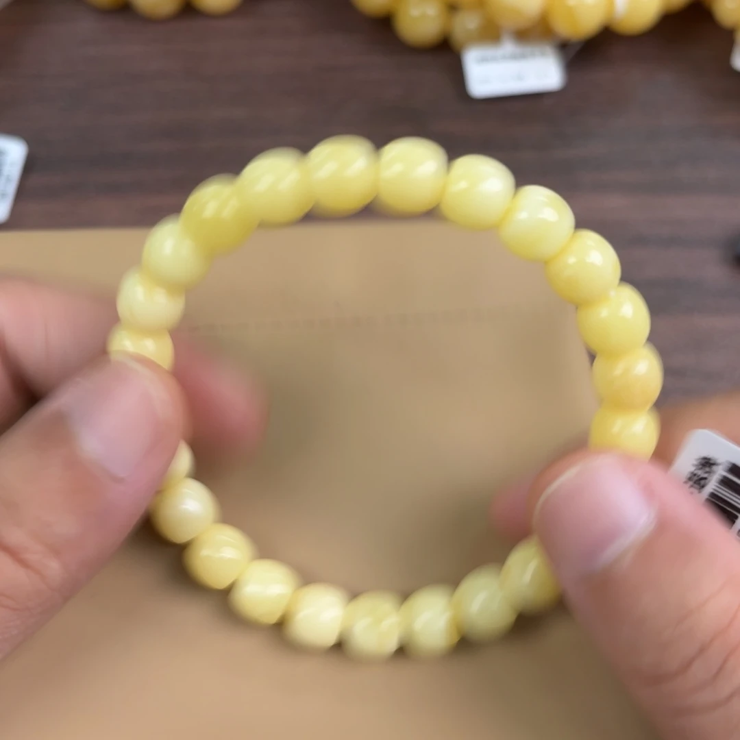 琥珀未镶嵌裸石1390000000