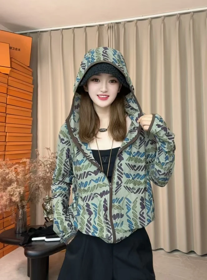 夏季时尚简约百搭肌理印花小迷彩拉链开衫B洋气显瘦薄款防晒外套