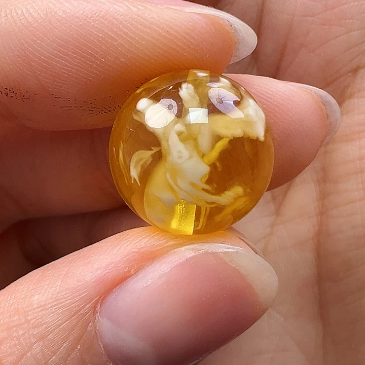 蜜蜡未镶嵌珠宝奇石
